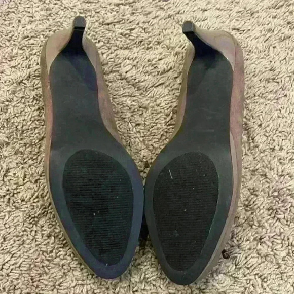 Coach and‎ Four Suede Heels - Picture 5 of 5